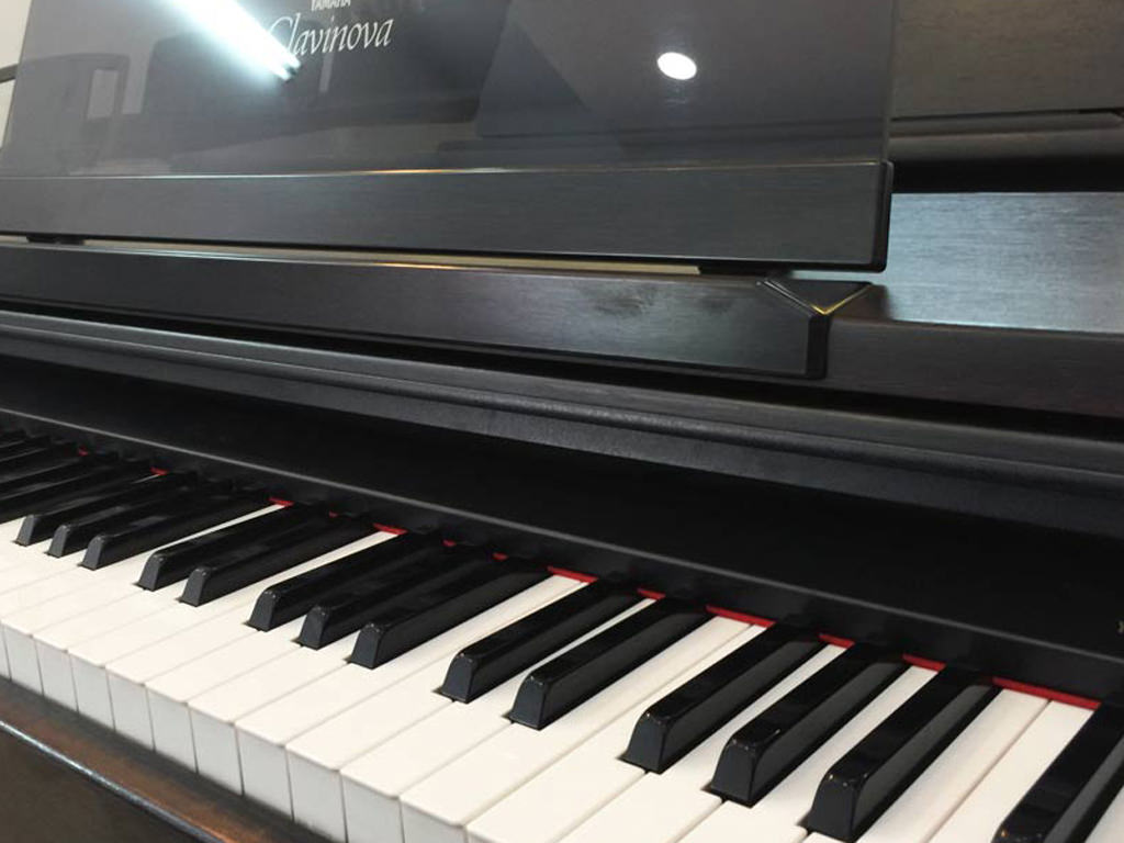 Yamaha CLP124 - Ảnh 2