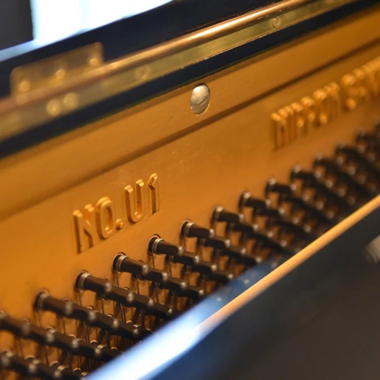 Piano Yamaha U1E - Ảnh 3